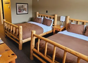 Raven's Nest Hotel hotel thumbnail 8