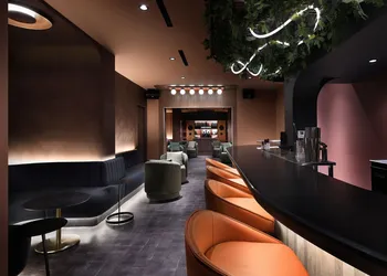 SonoLux hotel thumbnail 8