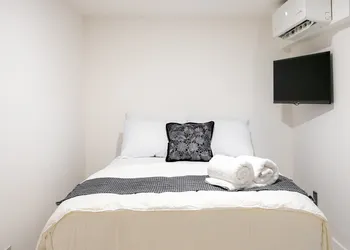 EssentialPXM Arkitainer ResidentialLofts hotel thumbnail 8