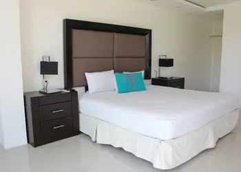 Sunlight Hotel hotel thumbnail 3