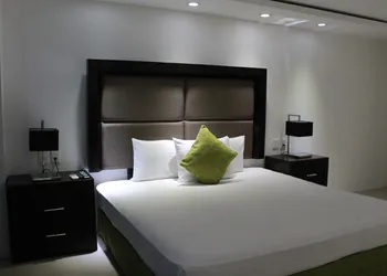 Sunlight Hotel hotel thumbnail 6