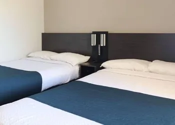 Motel 6 Fresno, CA - Blackstone North hotel thumbnail 3