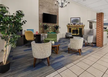 Suburban Studios Altoona hotel thumbnail 4