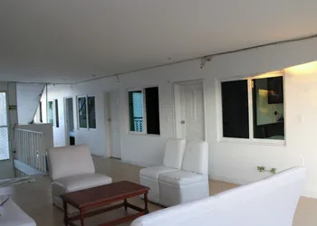 OYO Hotel Colibri hotel thumbnail 3