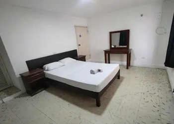 OYO Hotel Colibri hotel thumbnail 7