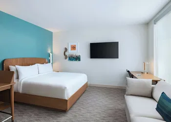 Element Las Vegas Symphony Park hotel thumbnail 8