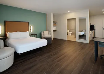 LivSmart Studios by Hilton Tullahoma hotel thumbnail 3