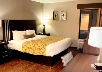 Greenville inn hotel thumbnail 4