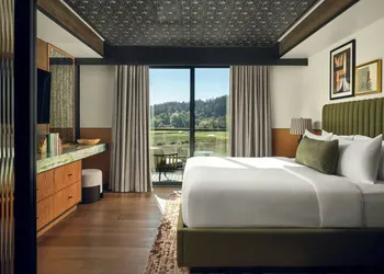 The Somm Hotel & Spa, Autograph Collection hotel thumbnail 7