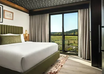 The Somm Hotel & Spa, Autograph Collection hotel thumbnail 8