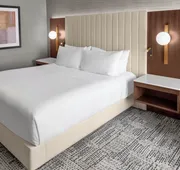 DoubleTree by Hilton Owatonna hotel detail image 7