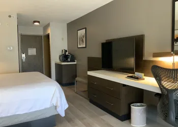 Crowne Plaza Nashville Airport by IHG hotel thumbnail 3