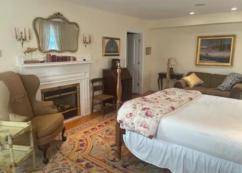 Dodds Brick House Bed & Breakfast hotel thumbnail 2