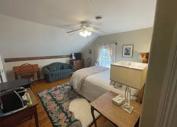 Dodds Brick House Bed & Breakfast hotel thumbnail 3
