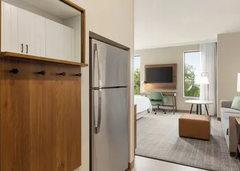 Staybridge Suites Kincardine Southeast by IHG hotel thumbnail 5