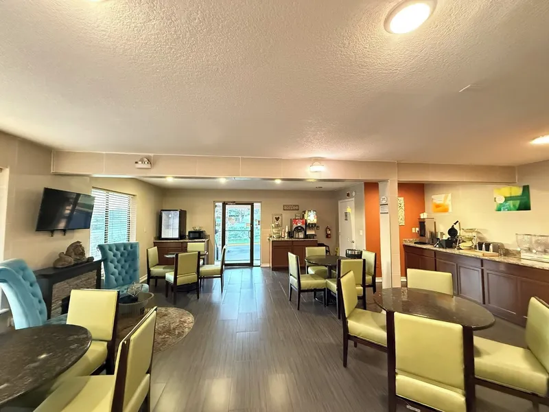 Quality Inn Crestview I-10 Eglin AFB Area hotel detail image 2