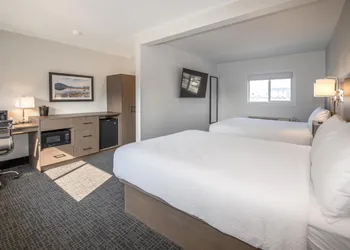 Coast Penticton Hotel hotel thumbnail 4