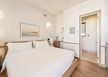 Offshore Montauk hotel thumbnail 7