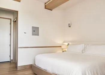 Offshore Montauk hotel thumbnail 8