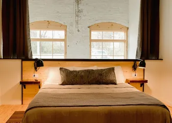 Loom Room Retreat hotel thumbnail 3