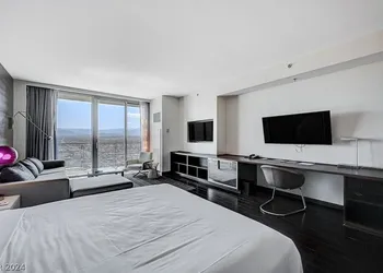Palms Place Condo Hotel & Casino hotel thumbnail 6