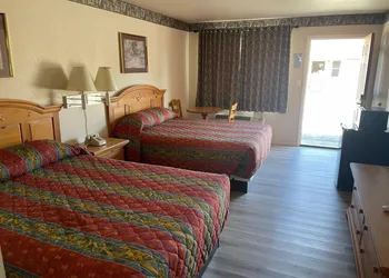 Lakeside Inn & Suites by OYO Mathis I 37 hotel thumbnail 5