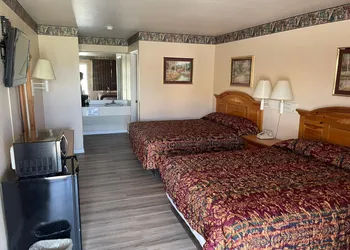 Lakeside Inn & Suites by OYO Mathis I 37 hotel thumbnail 8
