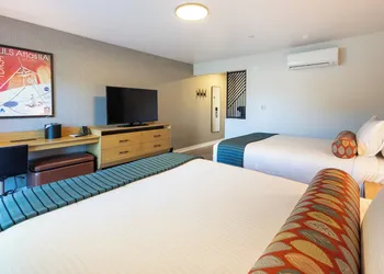 Village Inn hotel thumbnail 7