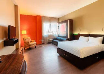 Hôtel Must – Aéroport de Québec par JARO hotel thumbnail 7