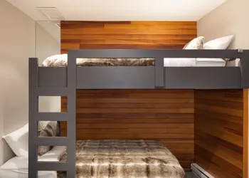 Gibbons Life Accommodations hotel thumbnail 7