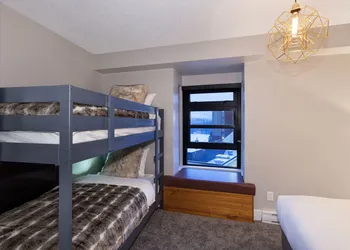 Gibbons Life Accommodations hotel thumbnail 8