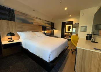 Aiden Sacramento Downtown hotel thumbnail 6