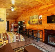 Bigfoot Lodge Room Three hotel detail image 3