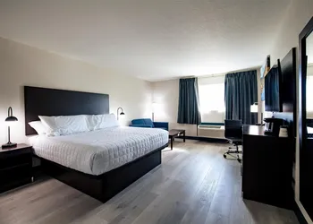 Surestay By Best Western Forsyth hotel thumbnail 6