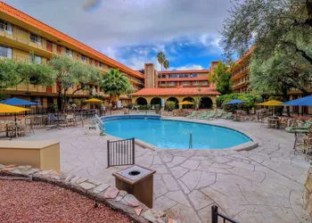 Studio 6 Phoenix, Az – Sky Harbor hotel thumbnail 5