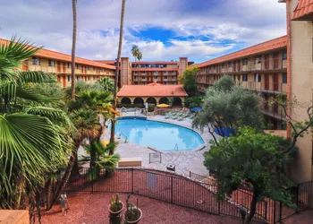 Studio 6 Phoenix, Az – Sky Harbor hotel thumbnail 7