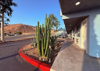 Circle Inn Hotel Jurupa Valley Riverside hotel thumbnail 7