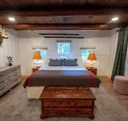 The Woodsman Lodge hotel detail image 3