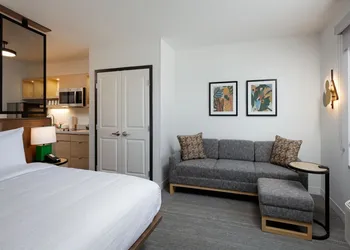 Towneplace Suites By Marriott Tracy hotel thumbnail 2