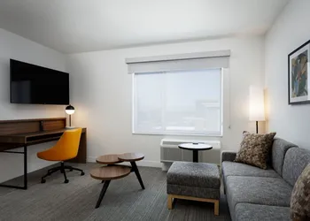 Towneplace Suites By Marriott Tracy hotel thumbnail 5