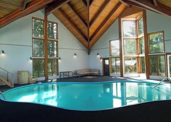 Domaine du Lac Long -Spa et piscine- hotel thumbnail 6