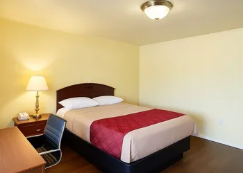 Budget Motel Granite City/St Louis Area hotel thumbnail 3