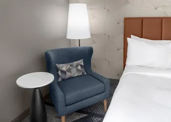 DoubleTree by Hilton Dayton Fairborn hotel thumbnail 8