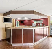 Econo Lodge Hickory hotel detail image 3