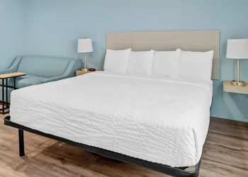 Woodspring Suites Greenville Airport hotel thumbnail 5
