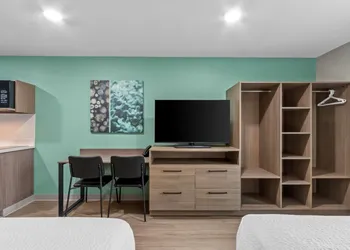 Echo Suites Extended Stay By Wyndham Phoenix-Peoria/Glendale hotel thumbnail 5