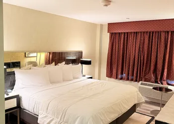 Nova Hotel Bronx hotel thumbnail 8