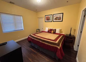 Boutique Retreat in Wine & Gold Country hotel thumbnail 3