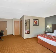 American Suites Coralville Iowa City hotel detail image 3