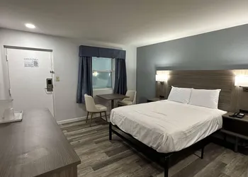 Suburban Studios Newport News – Hampton hotel thumbnail 7